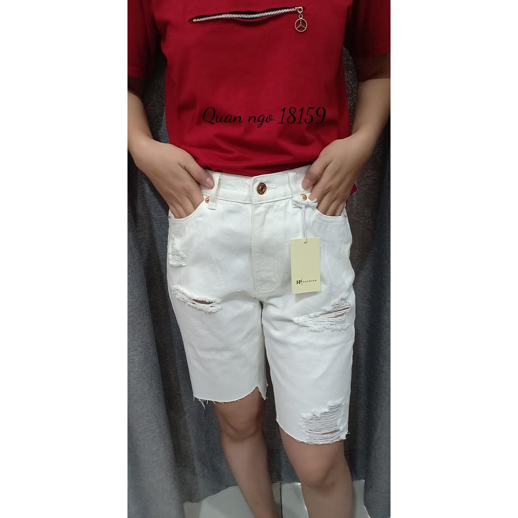 Quan ngo 1815902