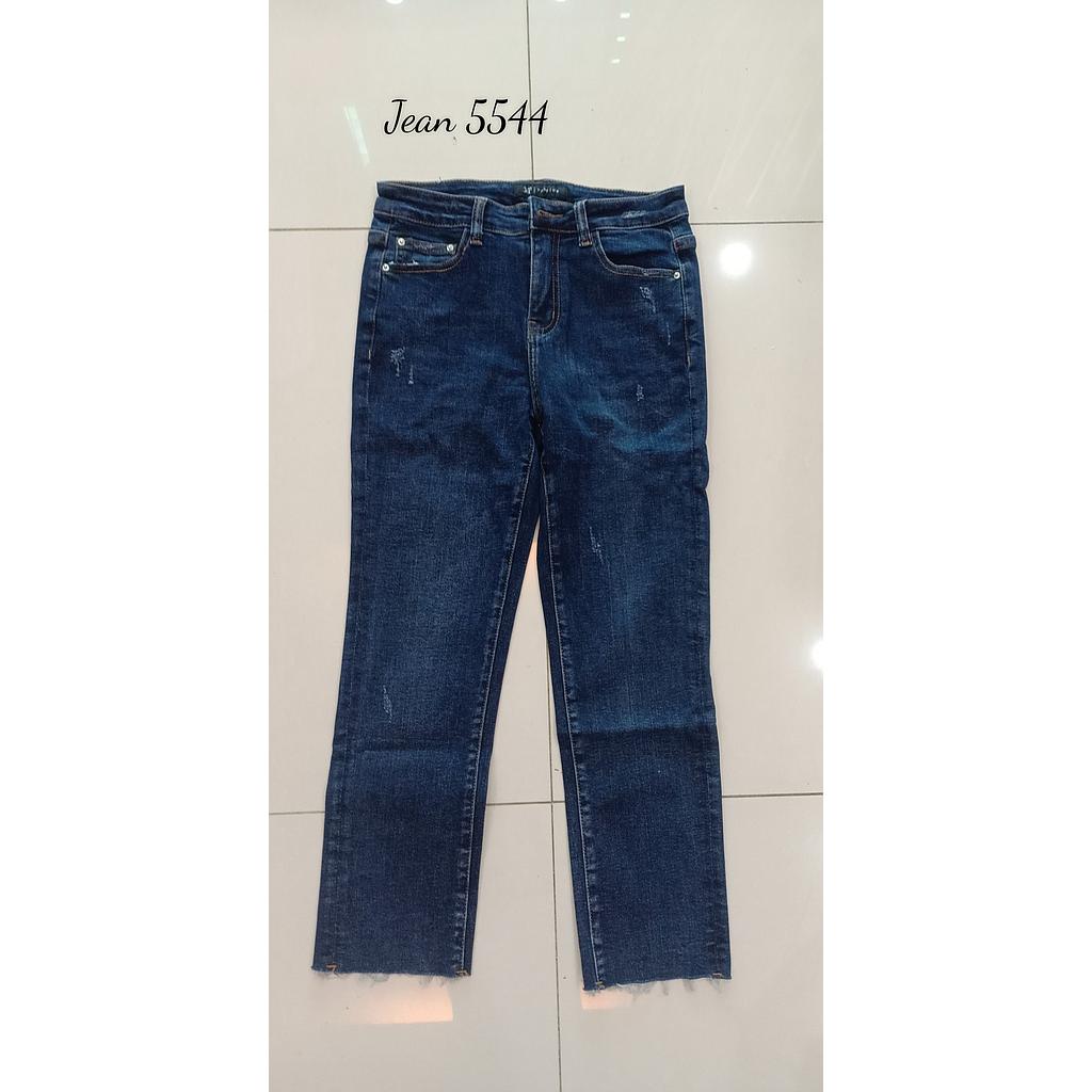 Jean om 02 554402