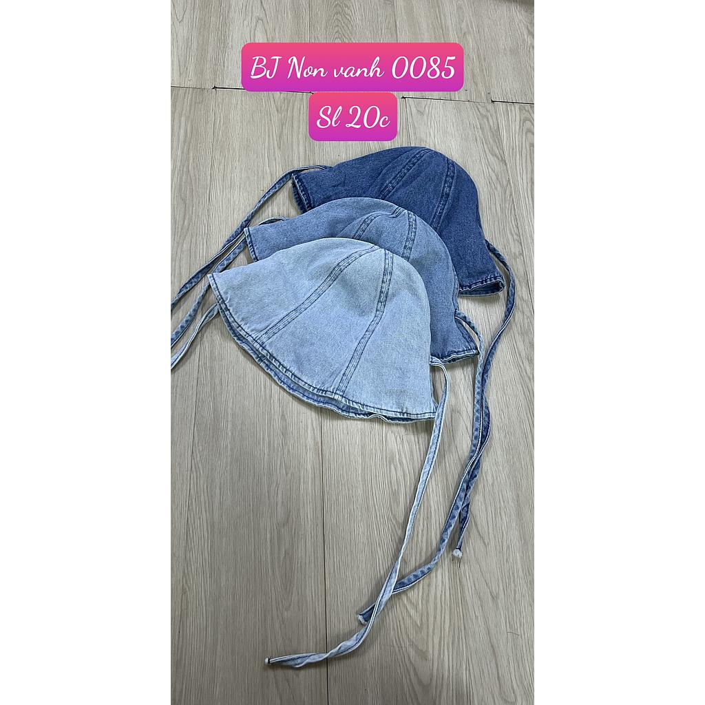 Non vanh 008506